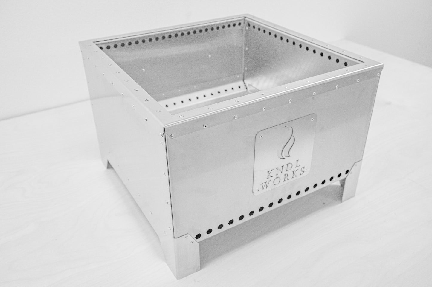 KNDL Works Smokeless Fire Pit 20" x 20"