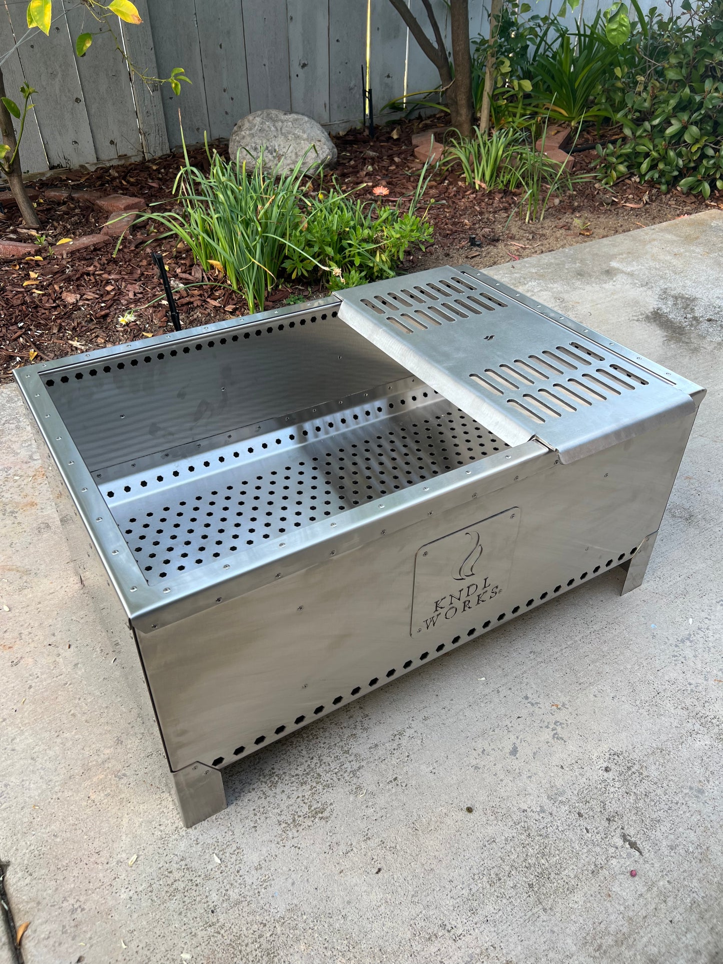 KNDL Works Smokeless Fire Pit 20" x 30"